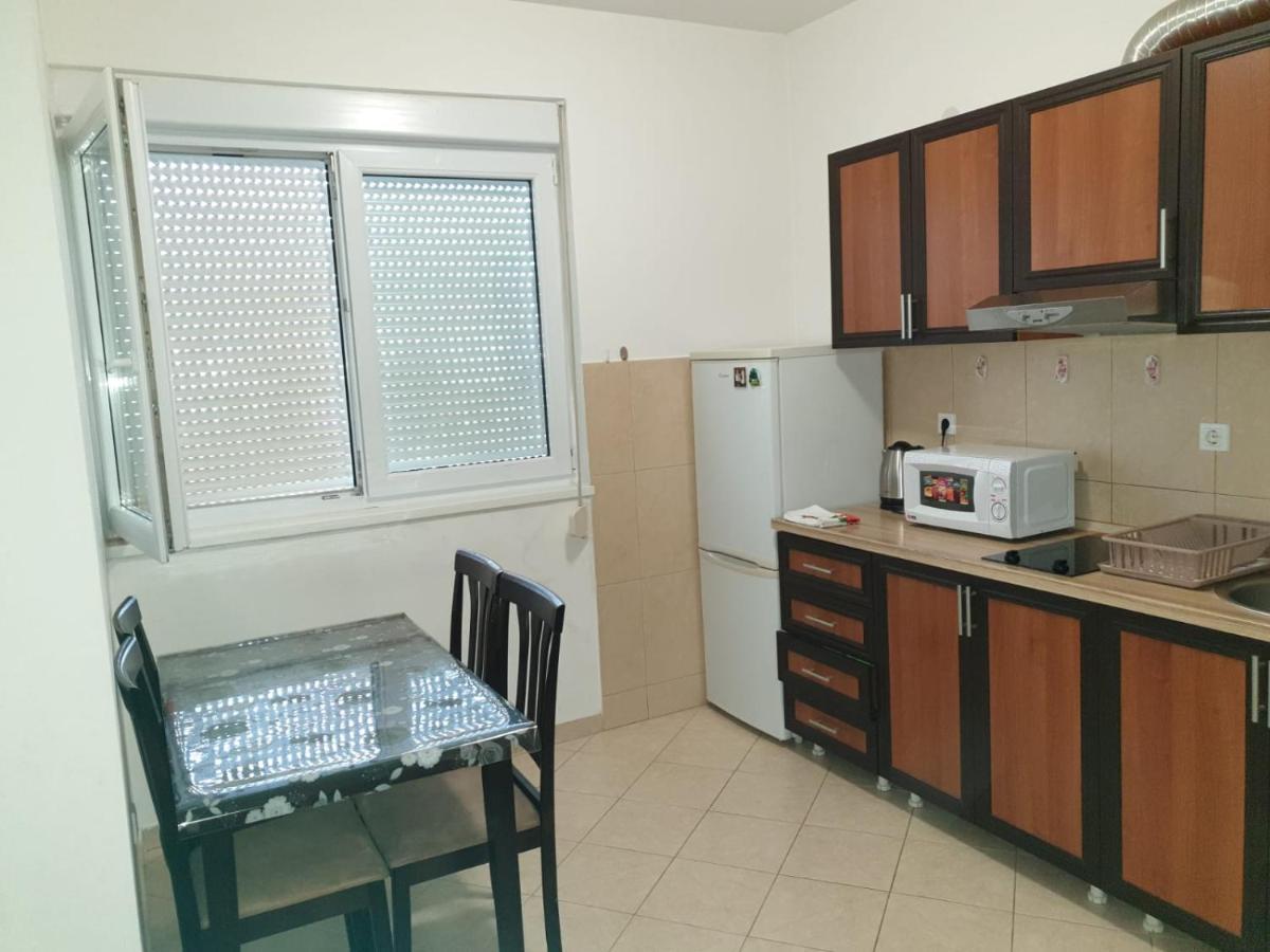 Montenegrin Beauty Star Apartment Bar Exterior photo